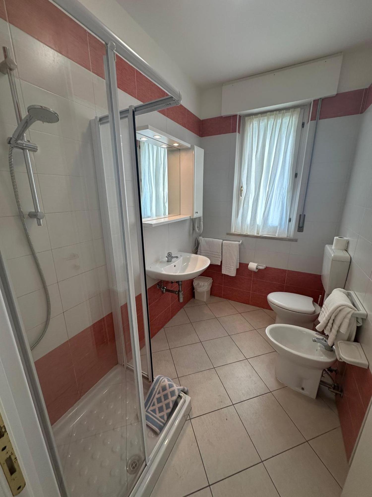 Superior One-Bedroom Apartment,1646907029:JPEG